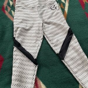 Equilibrium Black and White Patterned Leggings